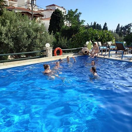 Villa Rena Батси Экстерьер фото