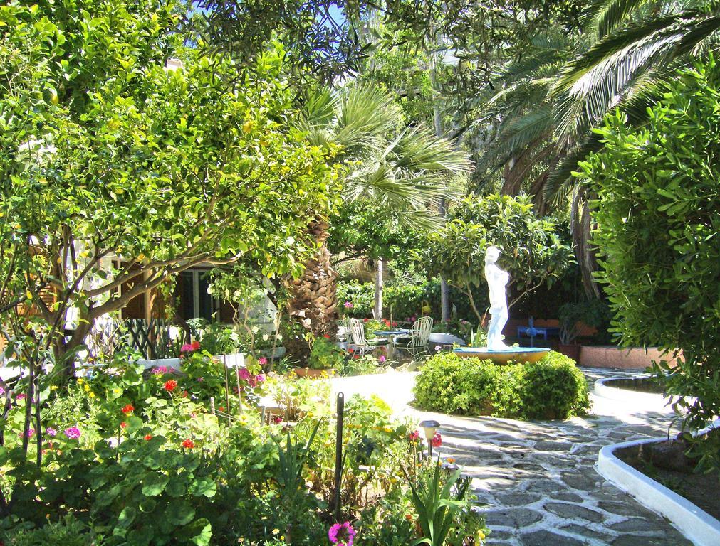 Villa Rena Батси Экстерьер фото